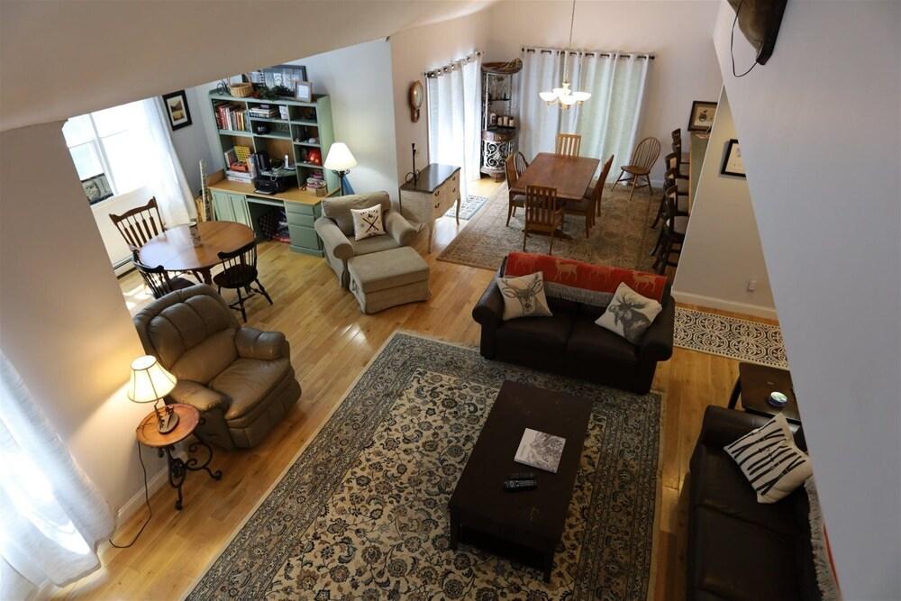 Forest Ridge 8C, Lincoln