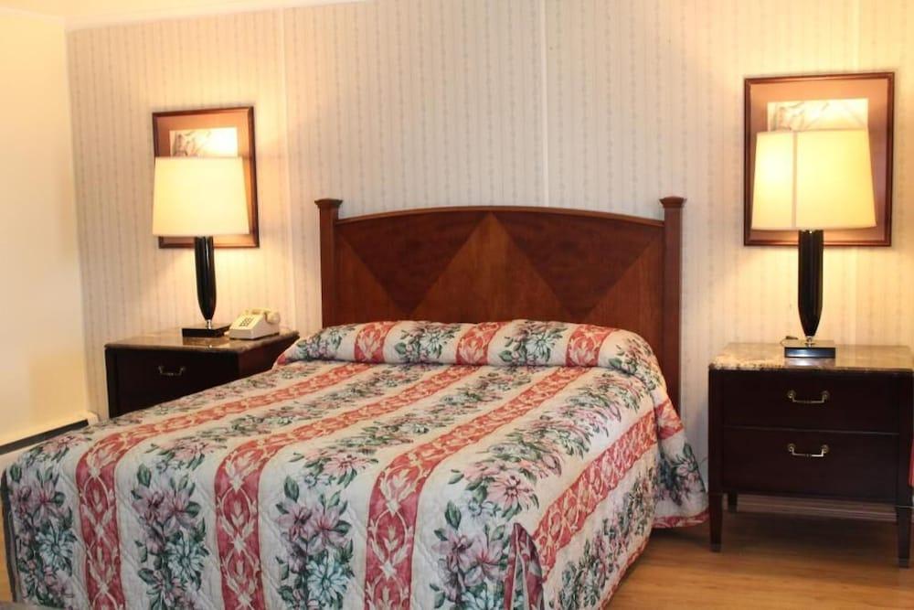 Royal Coach Motor Lodge