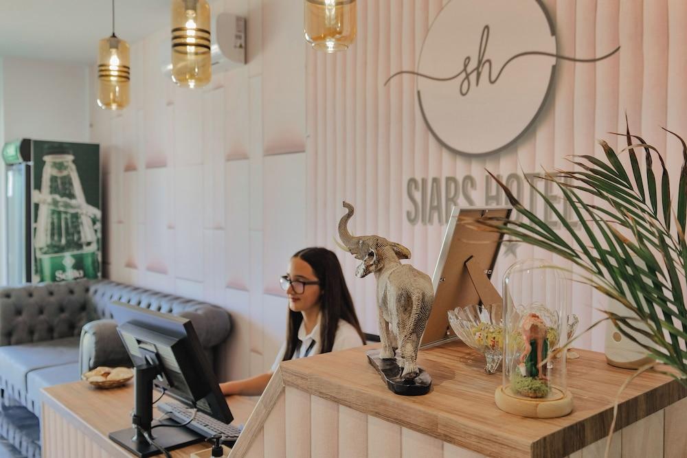 Siars Hotel
