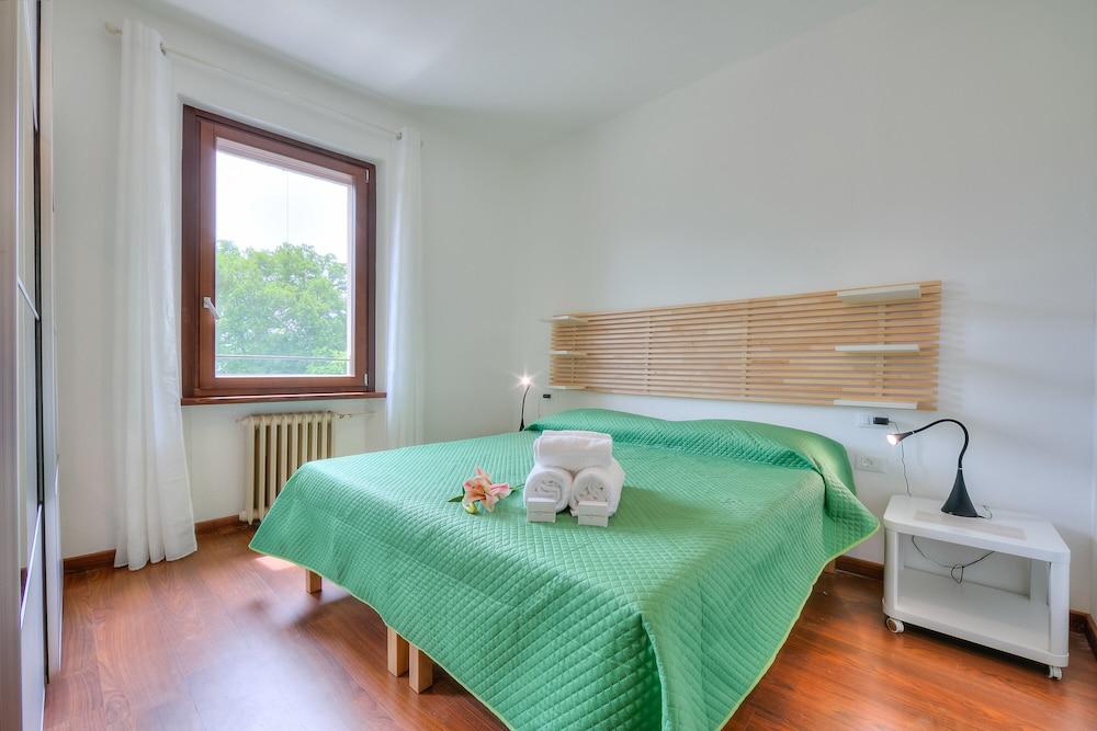 Residenza Rocca Del Lago 4