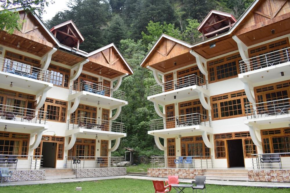 Heaven Rose Hotel & Restaurant New