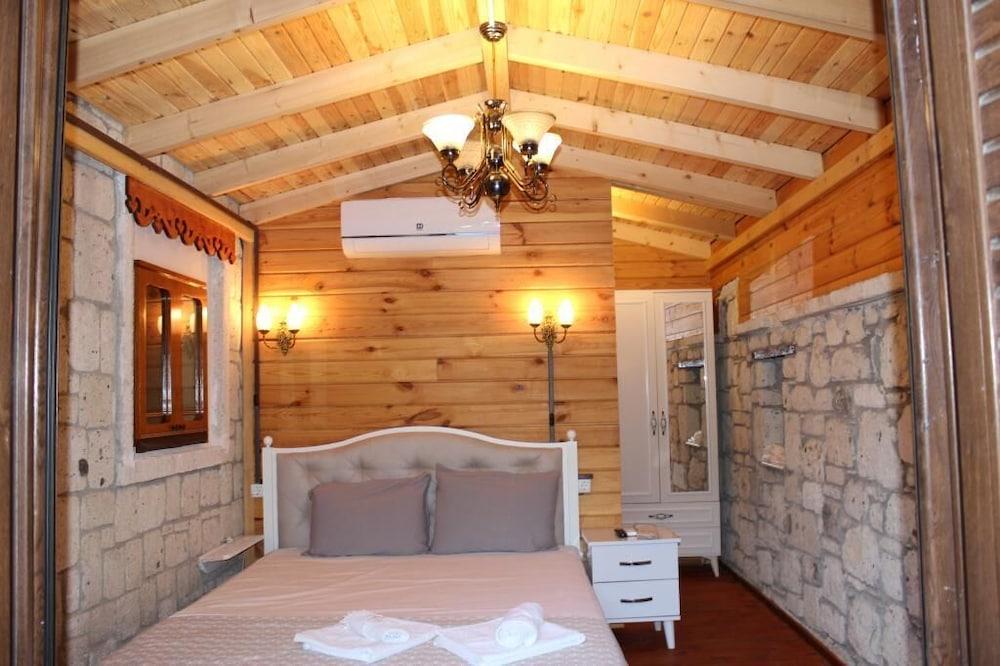 Aral Turkuaz Butik Otel