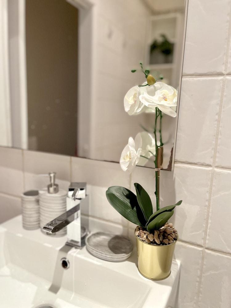 Waterloo Luxury Apartment