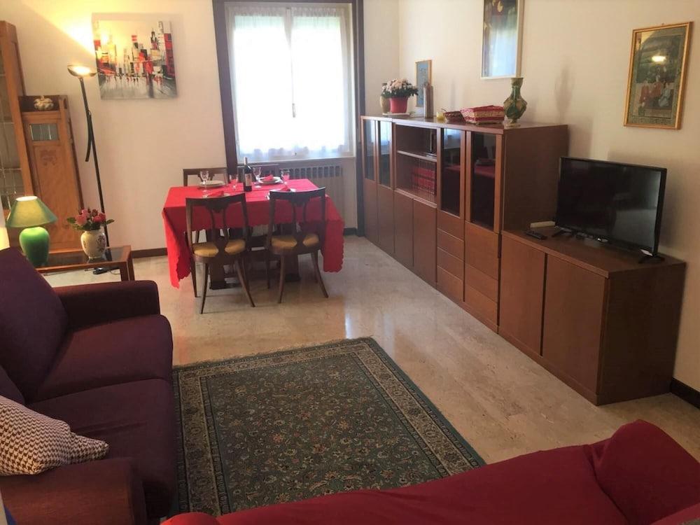 Sveva Apartment in Stresa