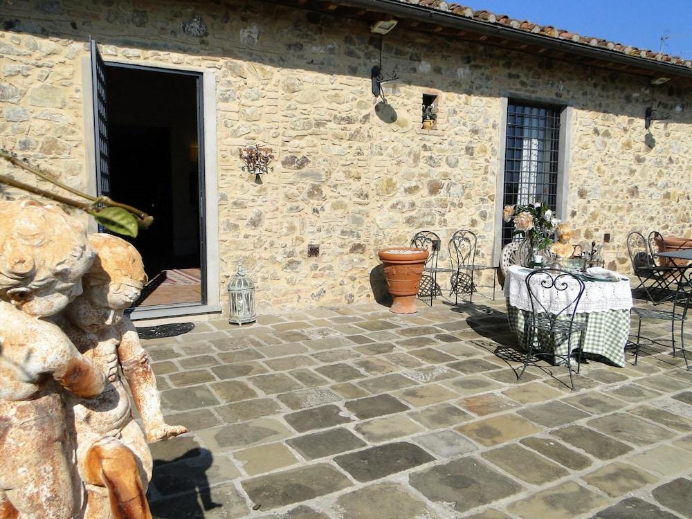 Casa Carmignano in Carmignano