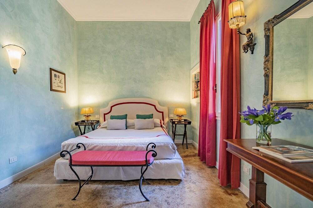 Ca Grassi 1 Venetian Apartment