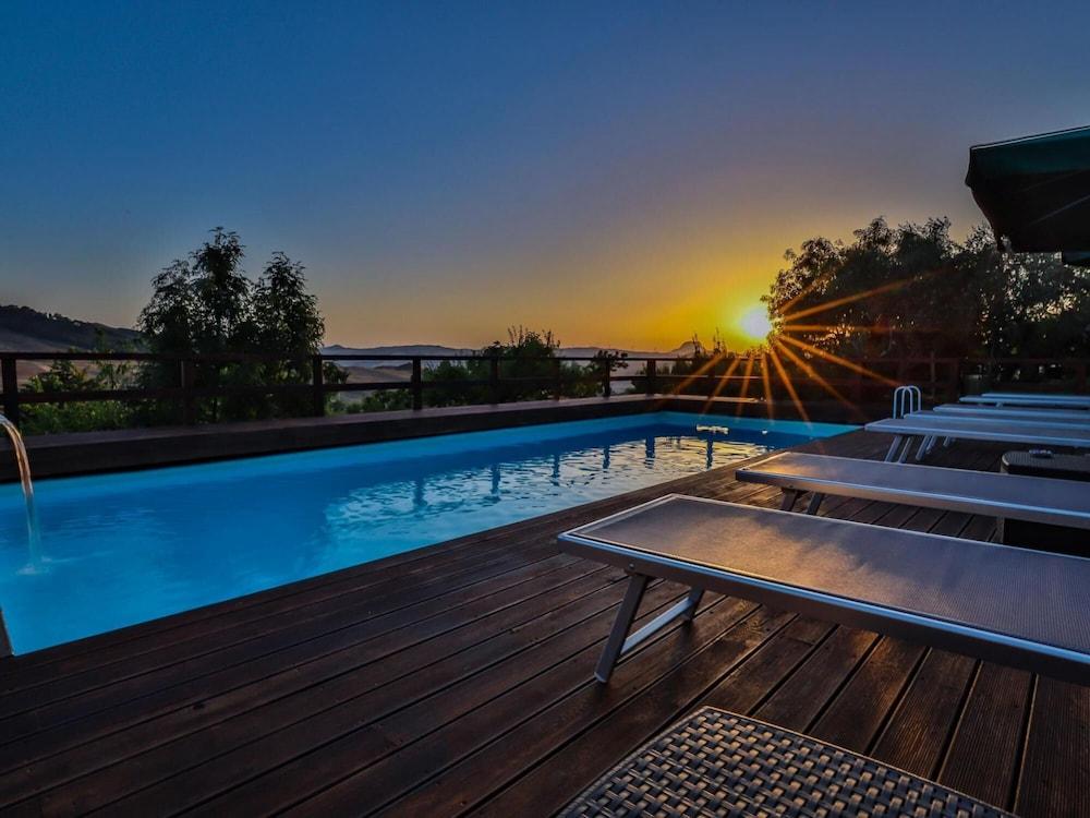 Agriturismo a Alia ID 3648