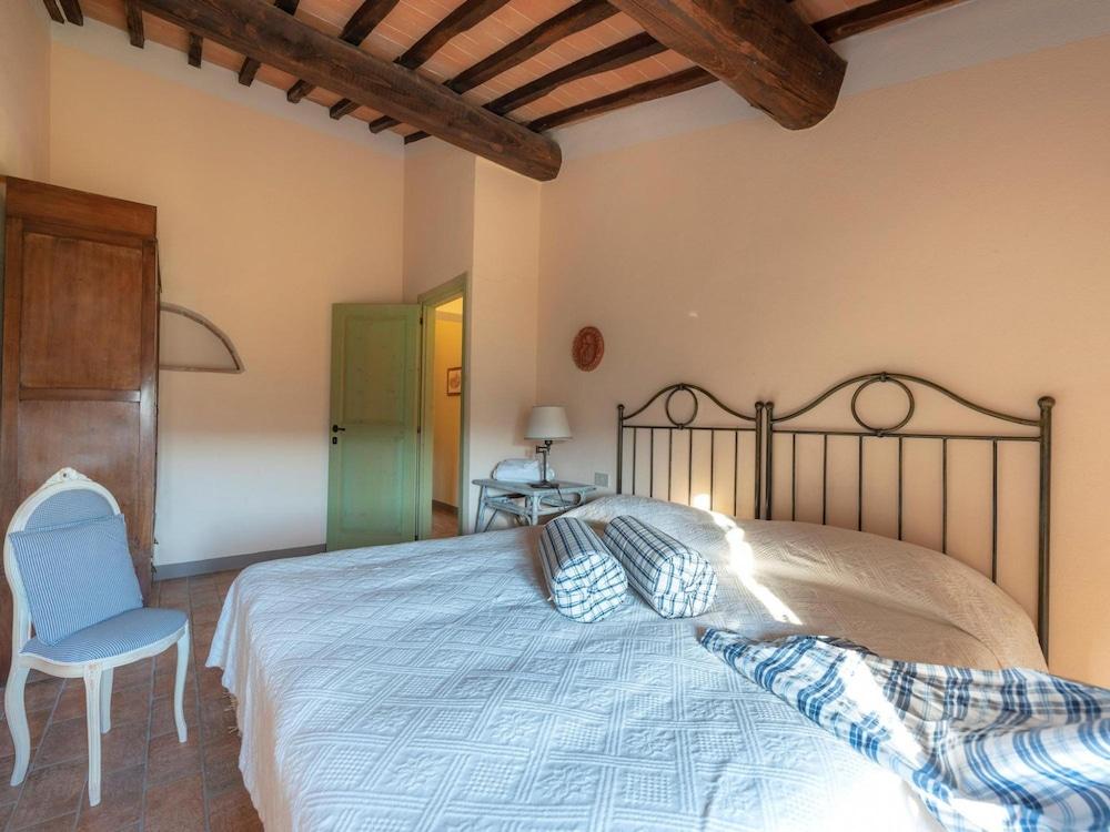Apartment in Chianti With Pool ID 456