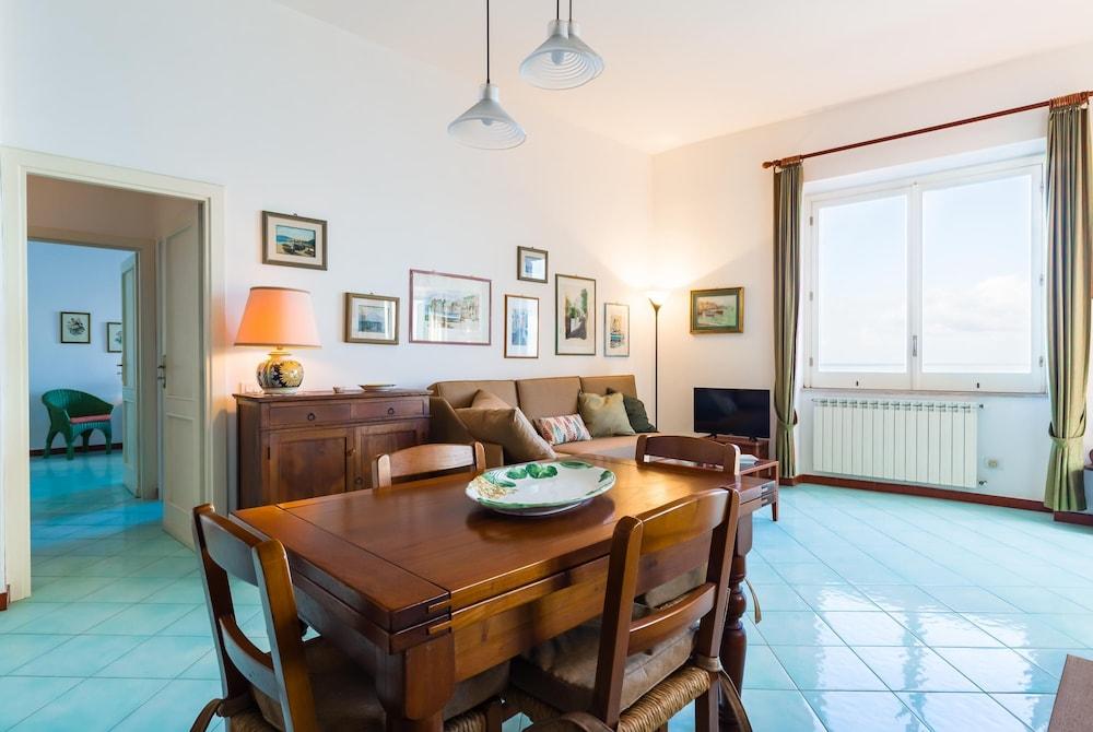 Terrazza Morgera in Napoli