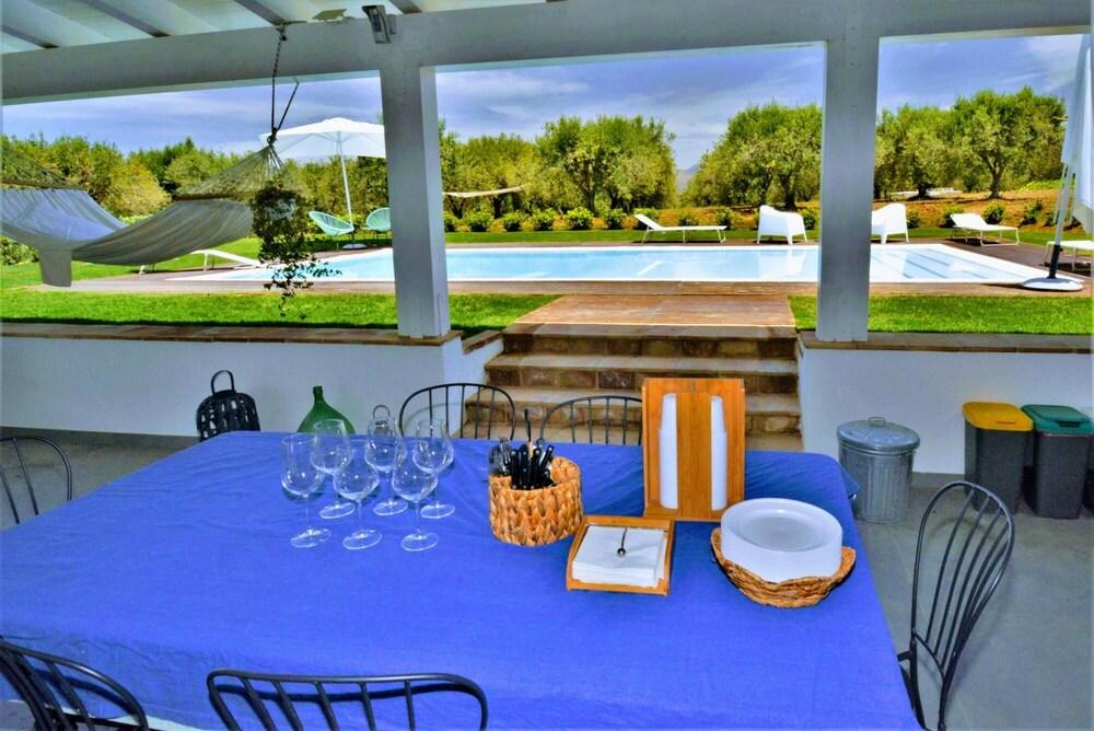 La Bianca Dimora Degli Ulivi