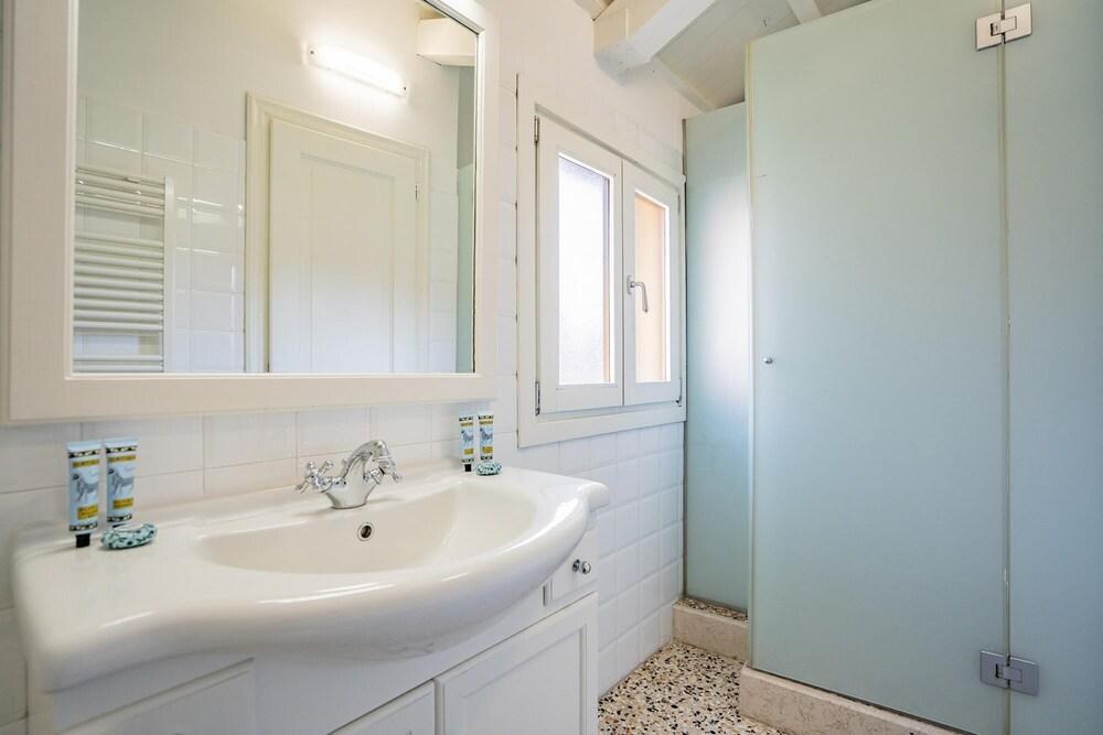 La Dimora di Sant Andrea Canal View