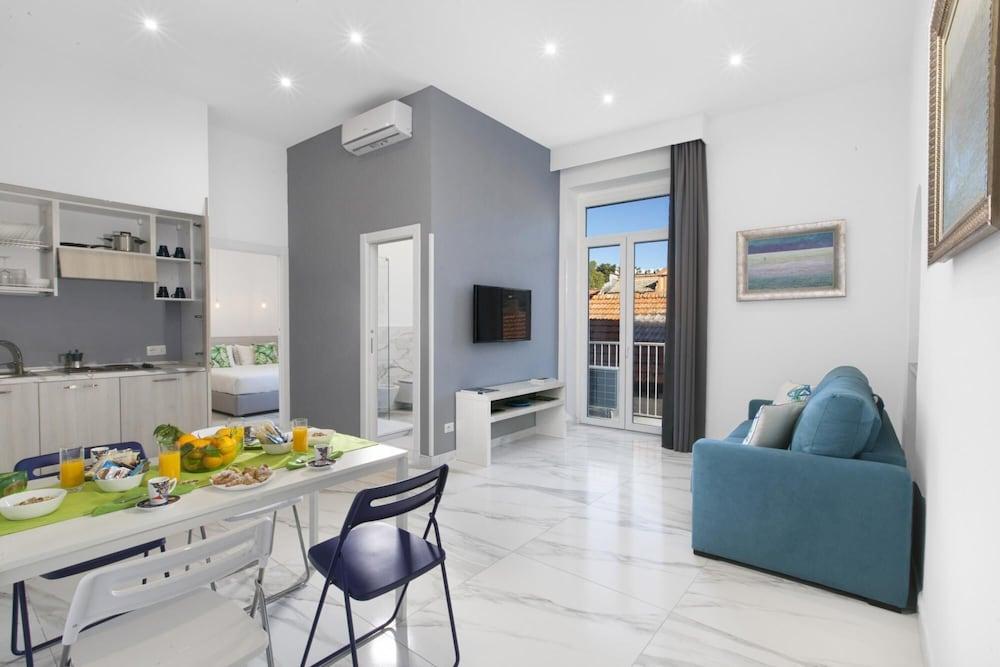 Amore Rentals - Appartamento Max 2 in Piazza Tasso