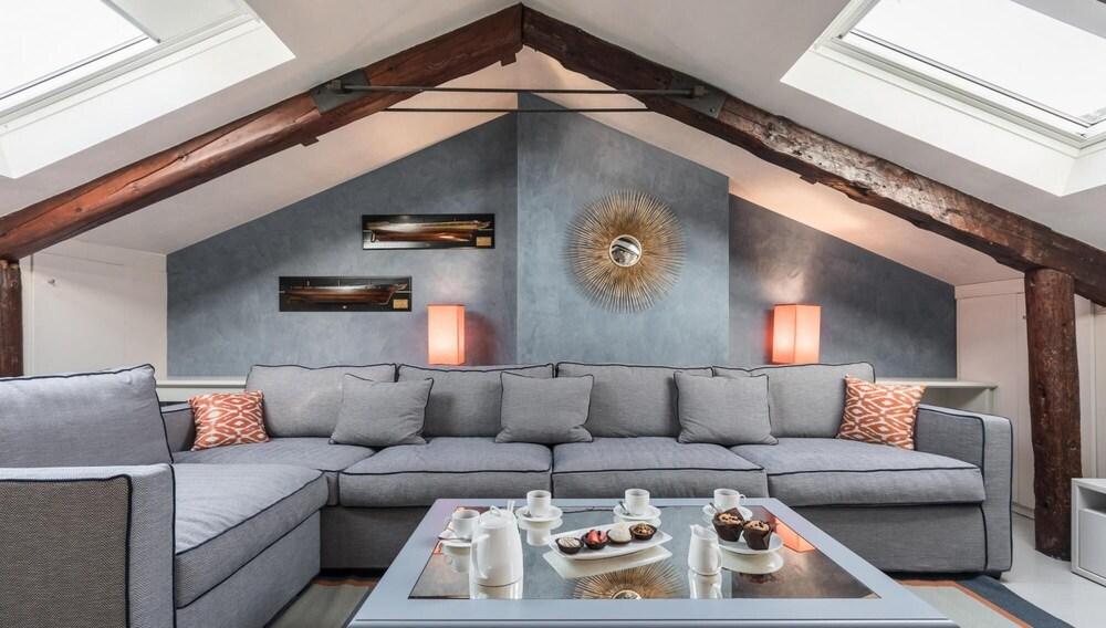 Gondolieri Luxury Apartment