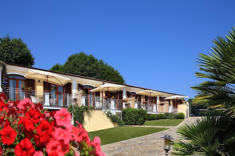 Monolocale 2 Sea Views Studio Apartment