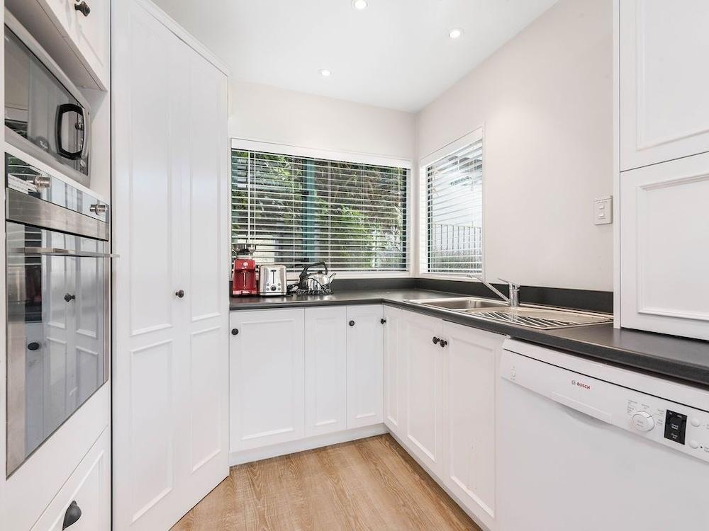 LAKEFRONT LIVING AT REMARKABLES - EAST