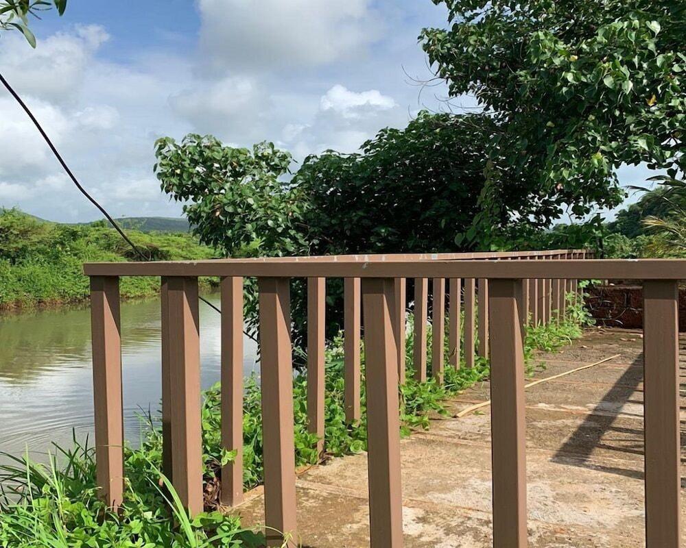 Exotica Beach Retreats Diveagar