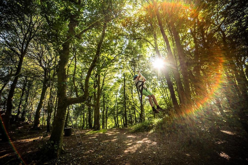 17 'talitha' Bell Tent Glamping Anglesey