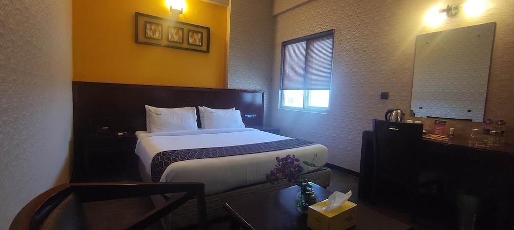 ZiP By Spree Hotels Le Pebble