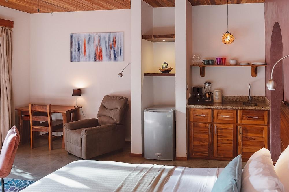 Iluminar Beachfront Suite