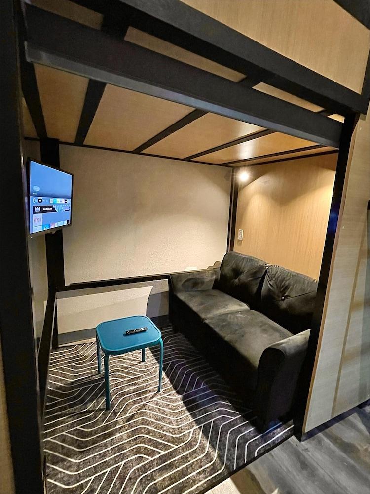 Boxstel - Moderns Stay Hotel