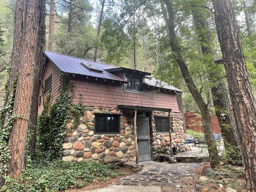 Don Hoel’s Cabins Hotel & Venue, Sedona