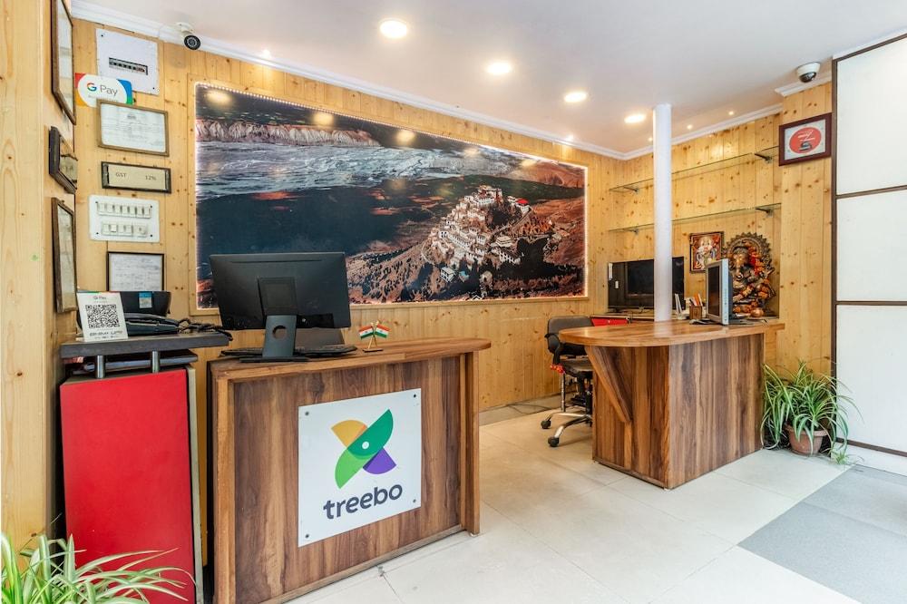 Treebo Greenland,Near Mall Road