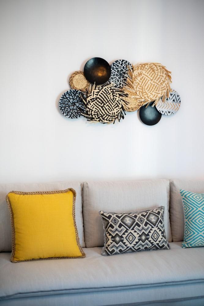 SantoRossa Luxury Villas