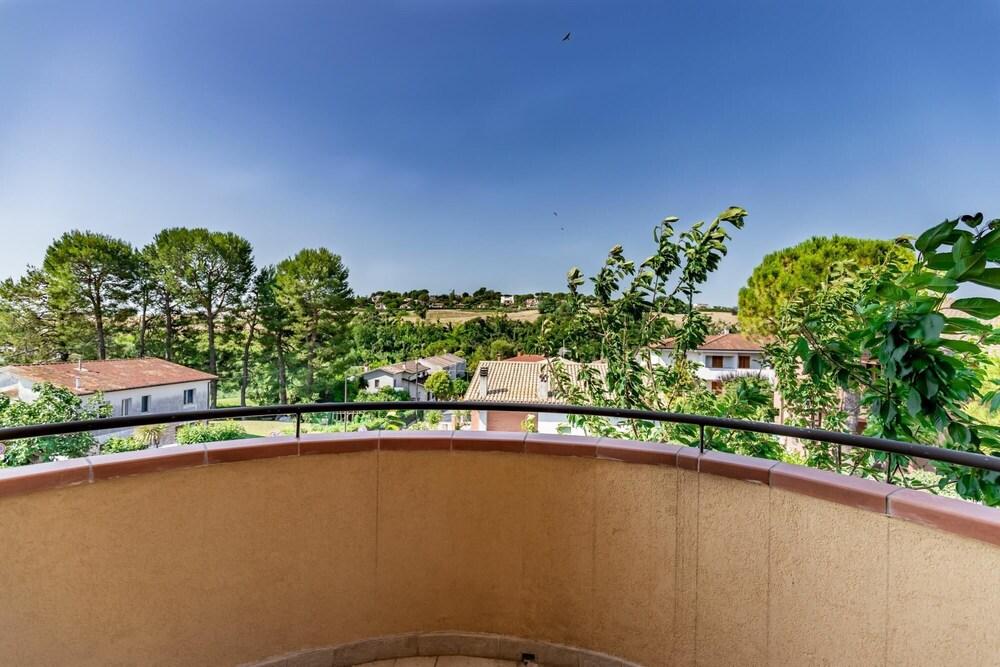 Numana Suite - Numana Suite