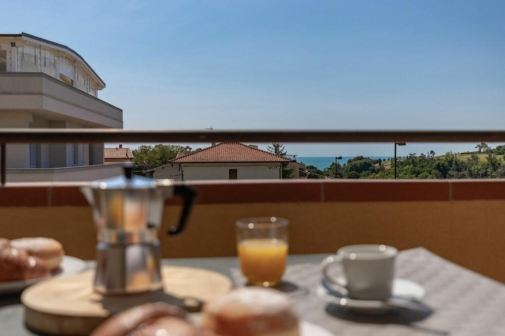 Numana Suite - Numana Suite