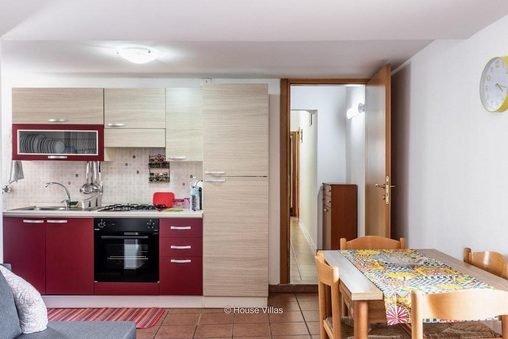 Sr-a522-linn12b1 - Hexagon Holiday