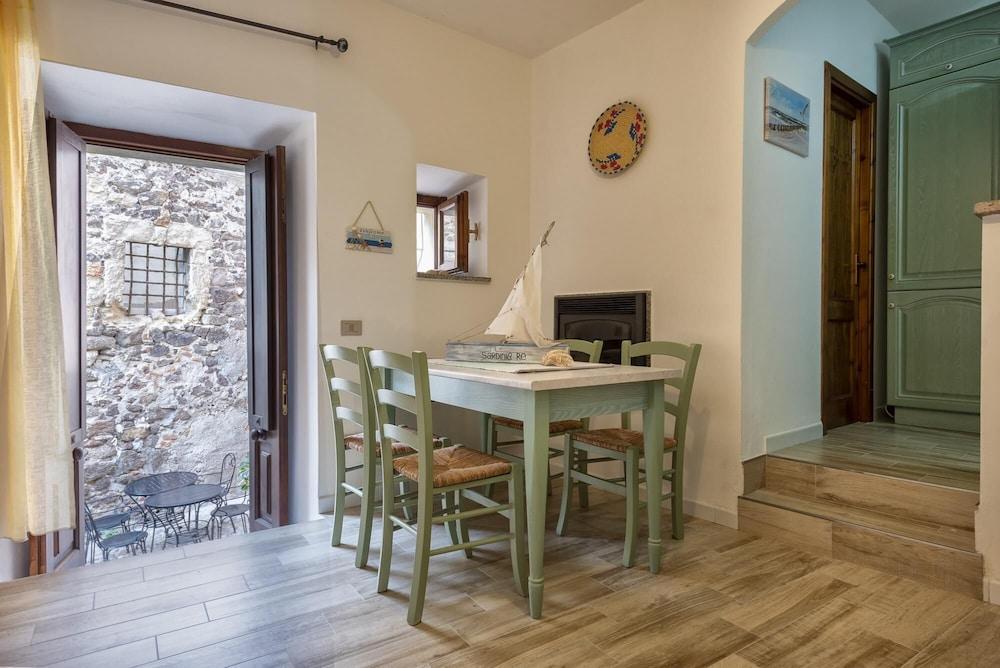 Ss-c272-vazz1at - Casa Cerin