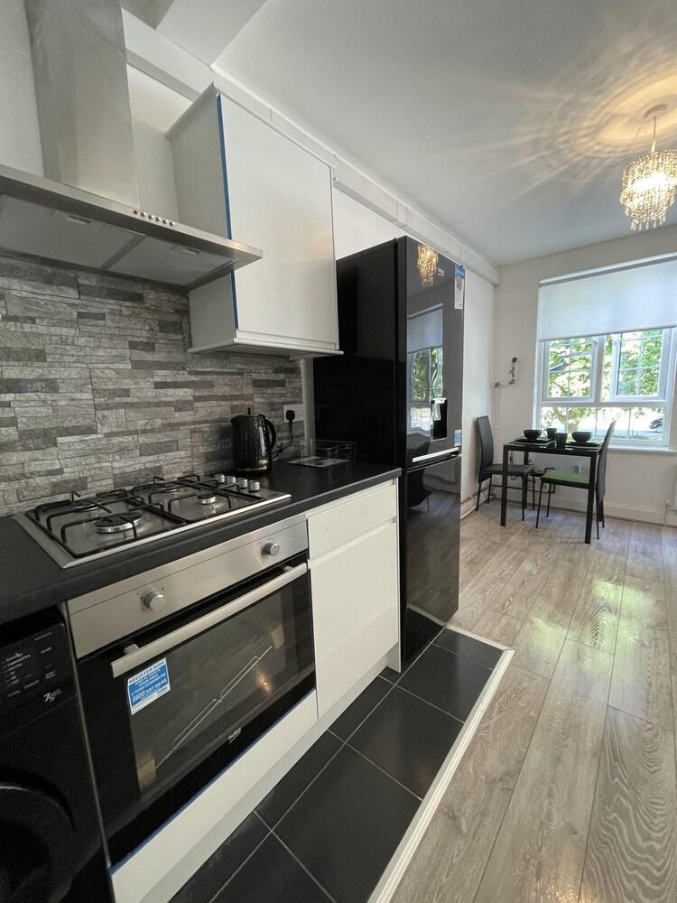 Immaculate 1-bed Apartment in Orpington