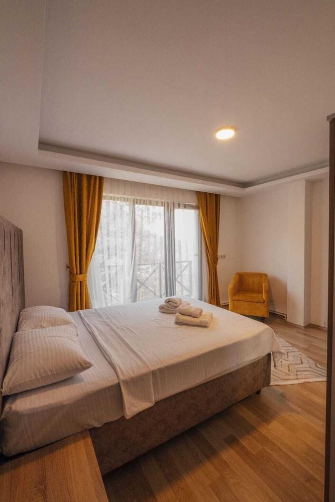 Mila Garden Villas & Bungalows