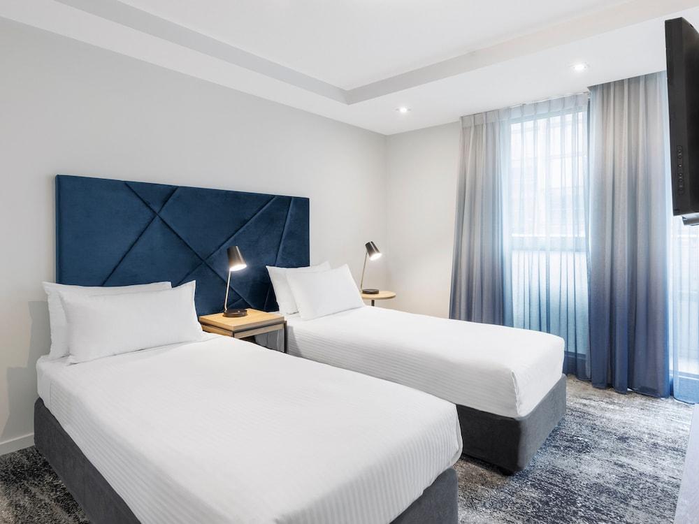 Brady Apartment Hotel Flinders Street