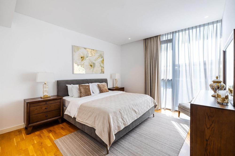 Massive 3 Beds Sea View Bluewaters B10