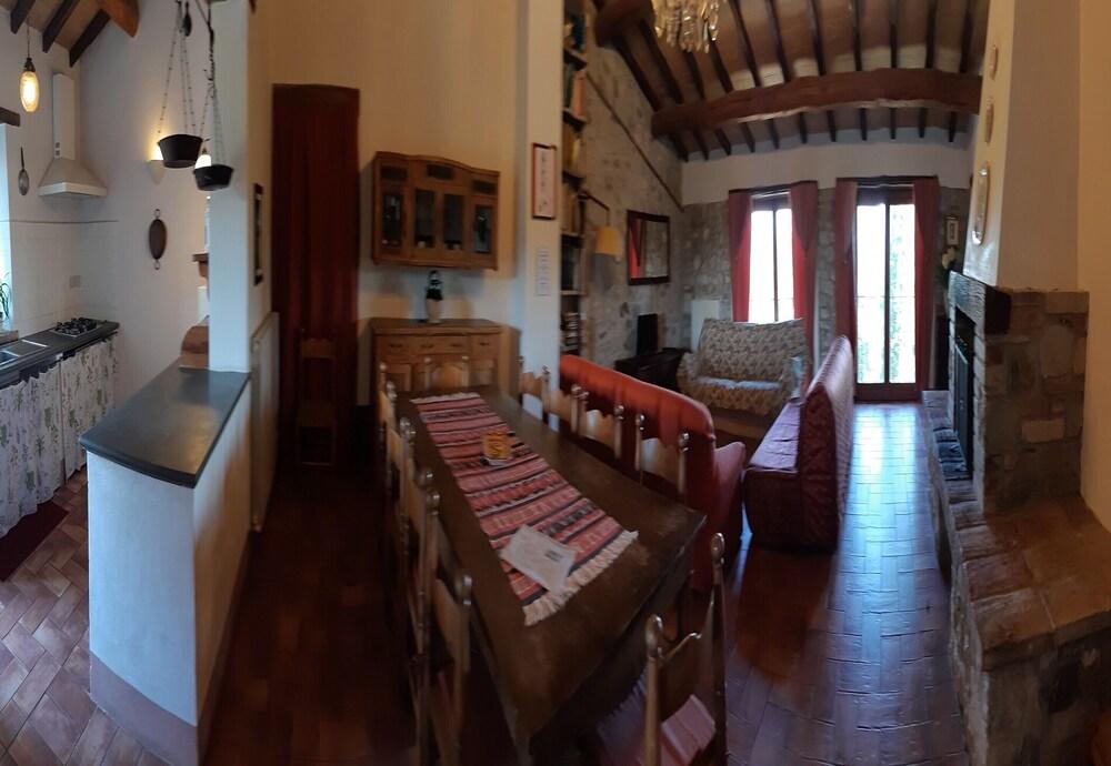 Rosato Shared Pool Family Fun Farm