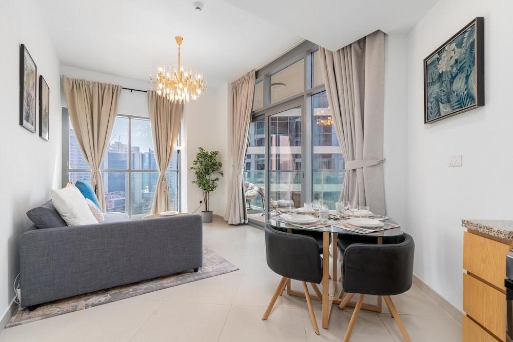 Lux BnB Bellevue Tower - Burj Views