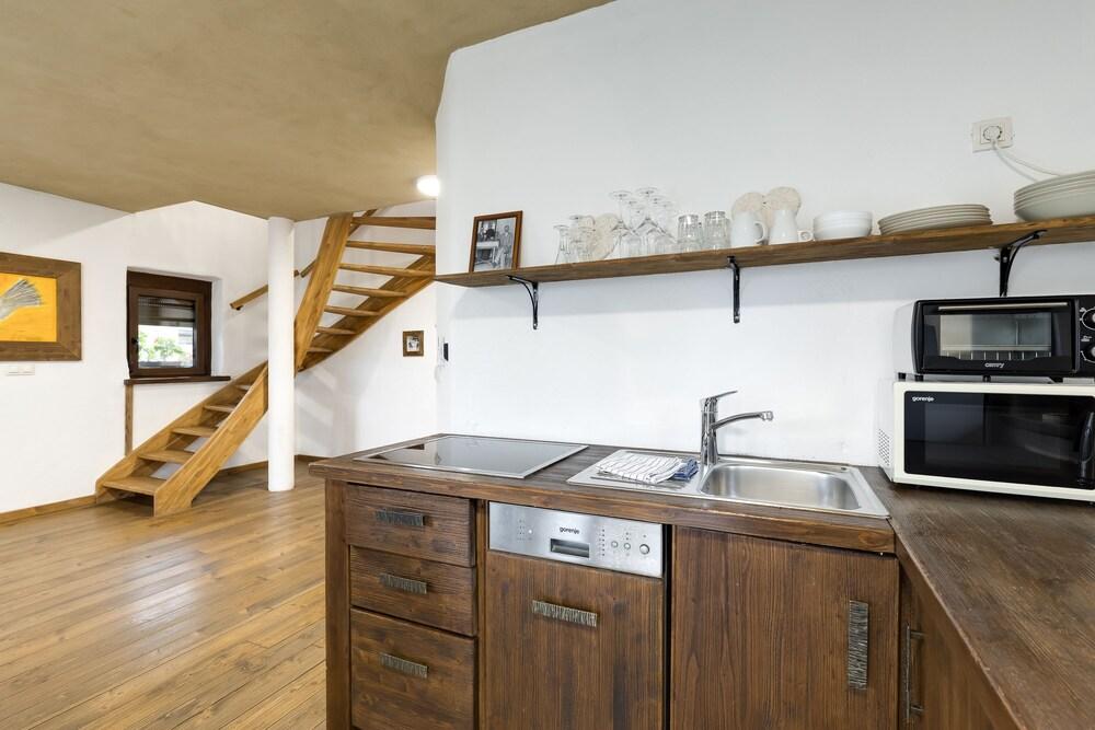 Pannonian Duplex 11 Pond View