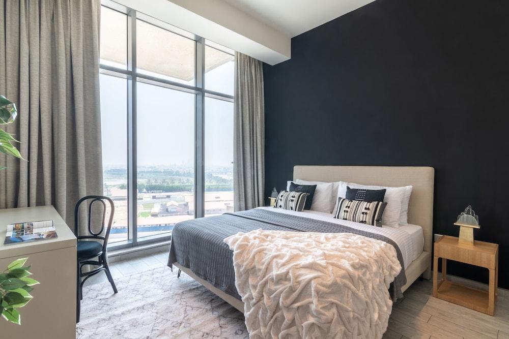 EDEN'S Homes & Villas - Millennium Atria Residences