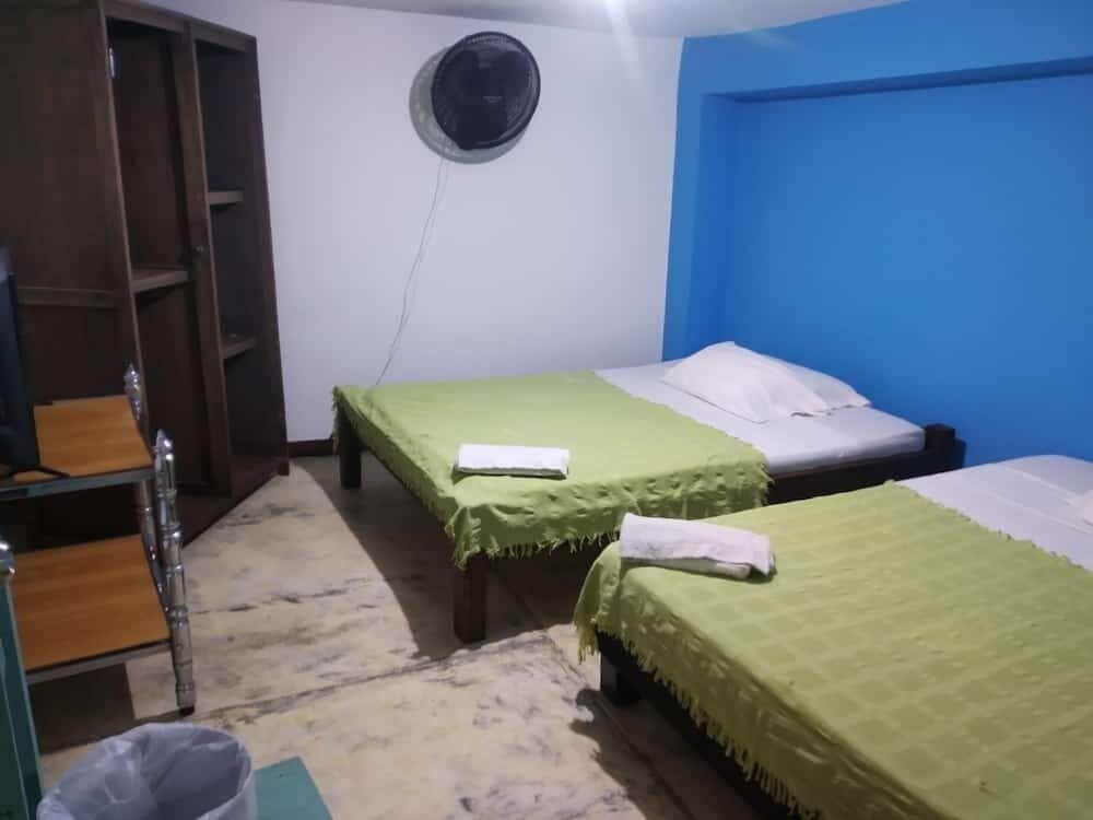 HOSTAL LA MERCEDES STREET