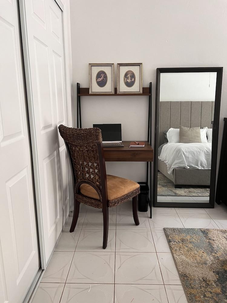 Victoria Park Regency