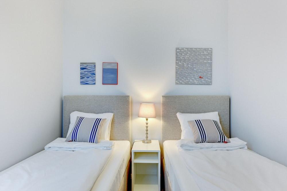 Indygo Apartments by Renters