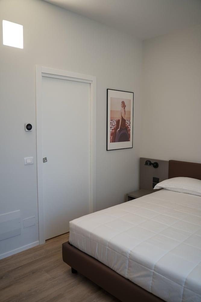 Palazzo Bellocchi - Suites & Apartments