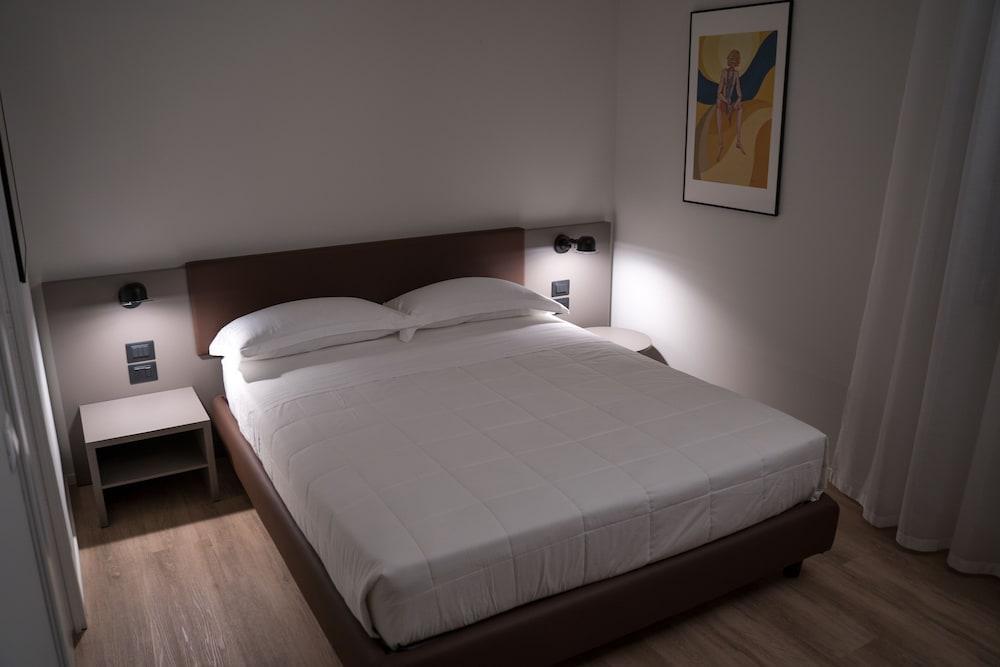 Palazzo Bellocchi - Suites & Apartments