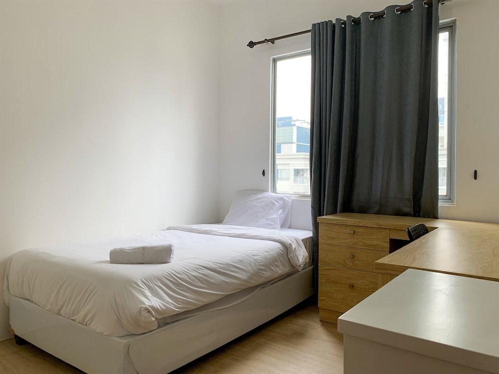 Spacious 3Br At Sudirman Park Apartment