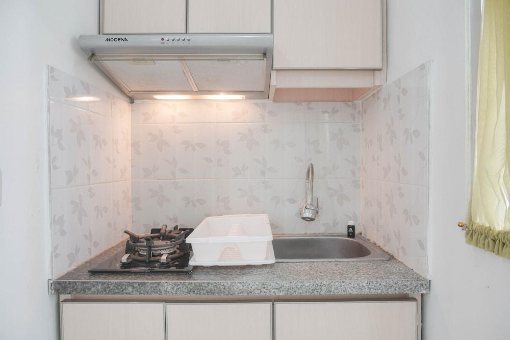 Fancy And Nice 1Br At Menteng Square Apartment