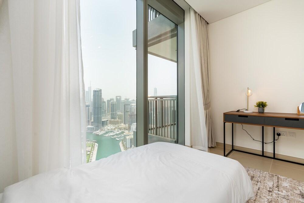 SuperHost - Magnificent Panoramic Sea View With 2 Balconies