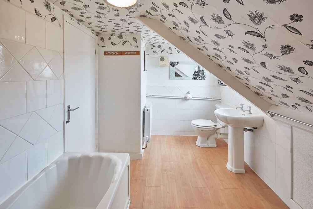 Apartment 4 at Glencoe