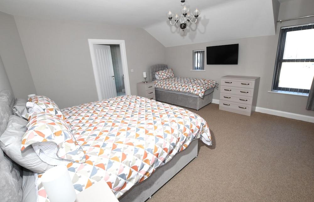 Homestead Hillsborough Guest Rooms