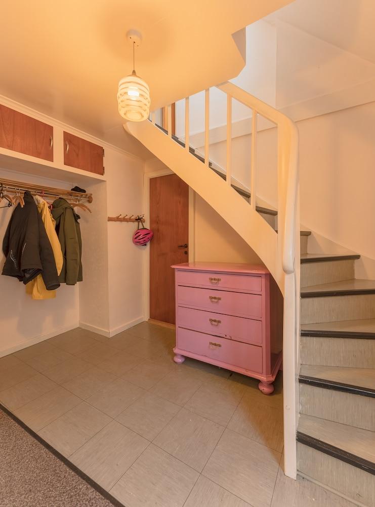 House - Scenic Village - Nature - Hiking